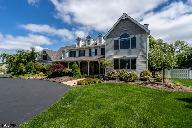 Clinton Township Single Family Home Real Estate and Apartments for