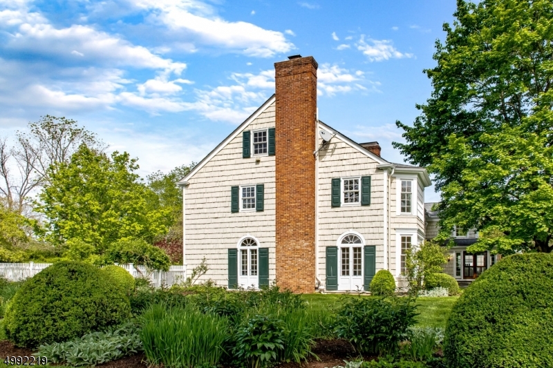 570 BLACK RIVER ROAD, a Luxury Home for Sale in Bedminster, Somerset