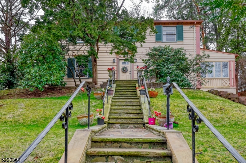 Passaic City CENTURY 21 Crest Real Estate