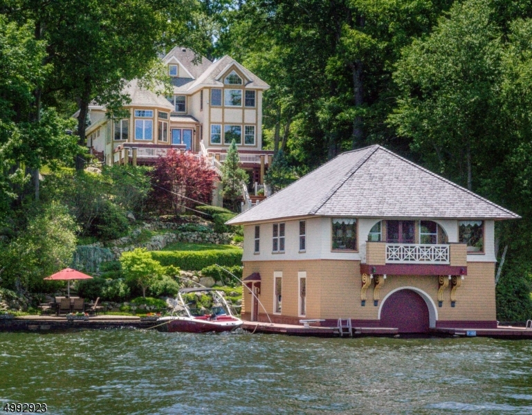 Homes for Sale in Hopatcong Boro CENTURY 21 Crest Real Estate