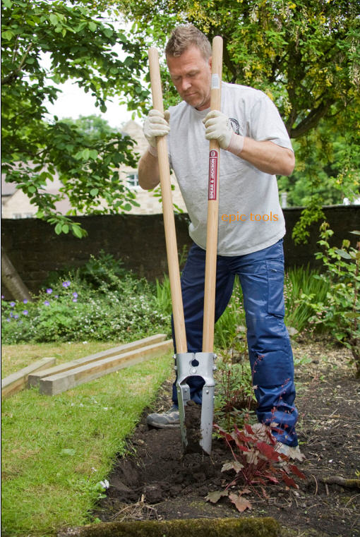 Spear & Jackson Wood Grip Garden Fence Post Hole Hand Digger Shovel/Twin Spade eBay