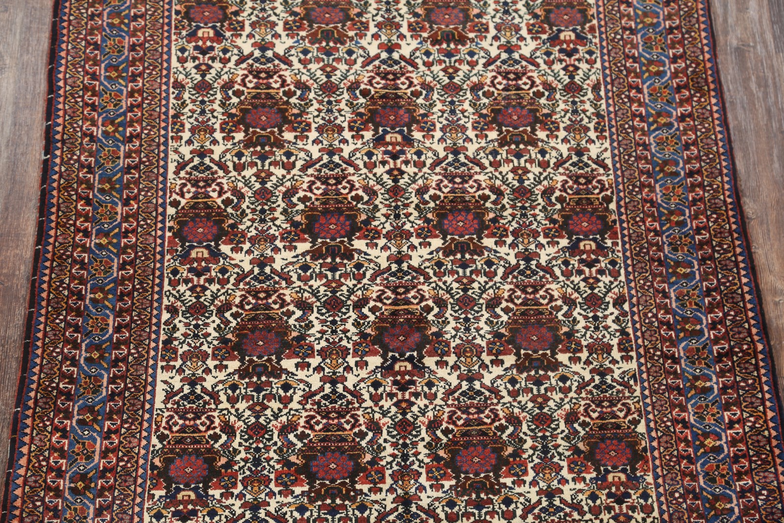 Excellent Vintage Ivory Kirman HandKnotted Geometric Area Rug 5x7