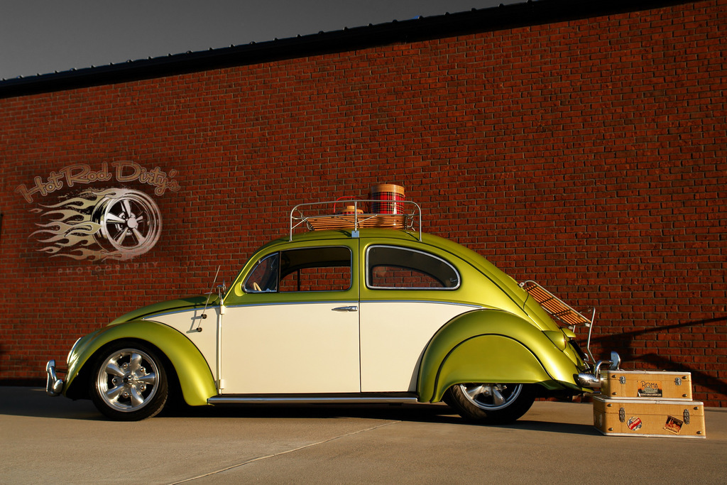 1956 Volkswagen Beetle Classic Slammed Oval Window w/ Fender Skirts