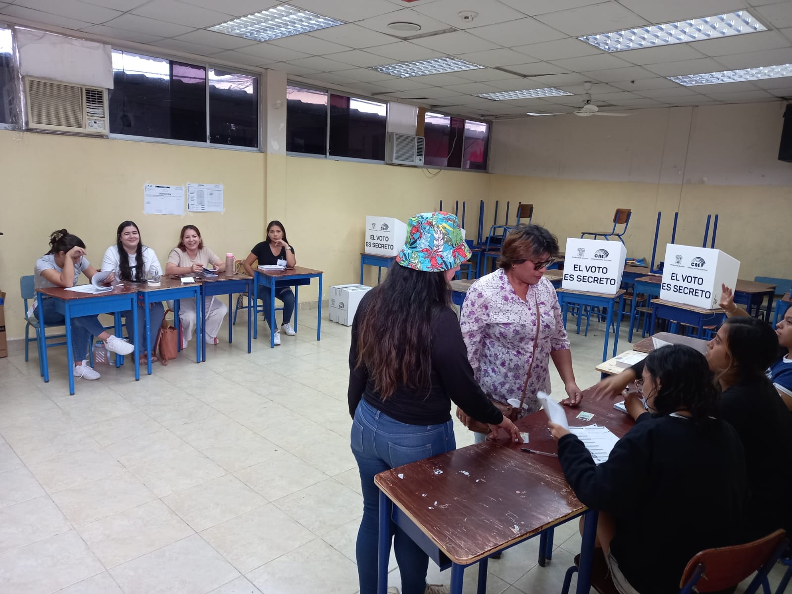 ¿Quién es el miembro de la junta receptora del voto que llegó ebrio y