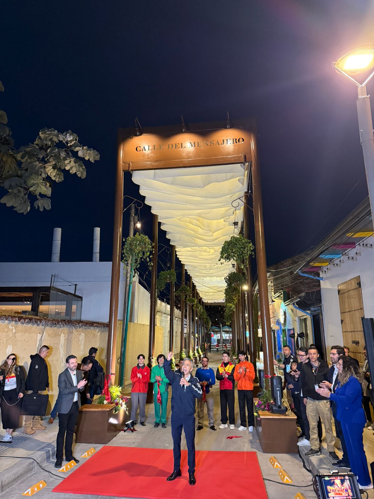 Una calle llena de flores y gratitud Usaquén inaugura la primera Calle