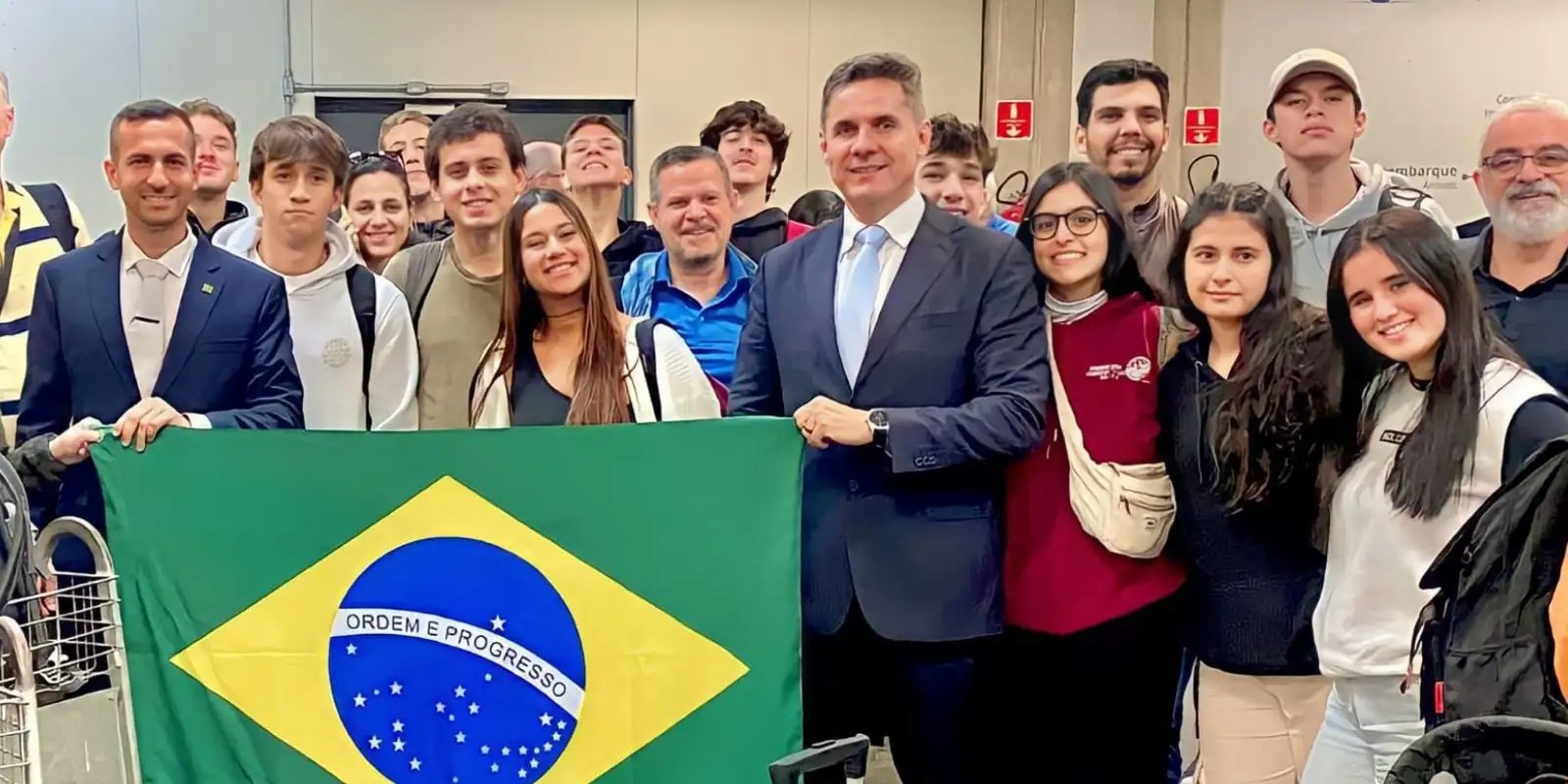 Passa de 700 o número de brasileiros repatriados de Israel