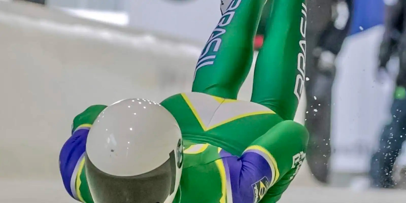 Nicole Silveira é prata na 1ª  corrida de skeleton da Copa da Ásia