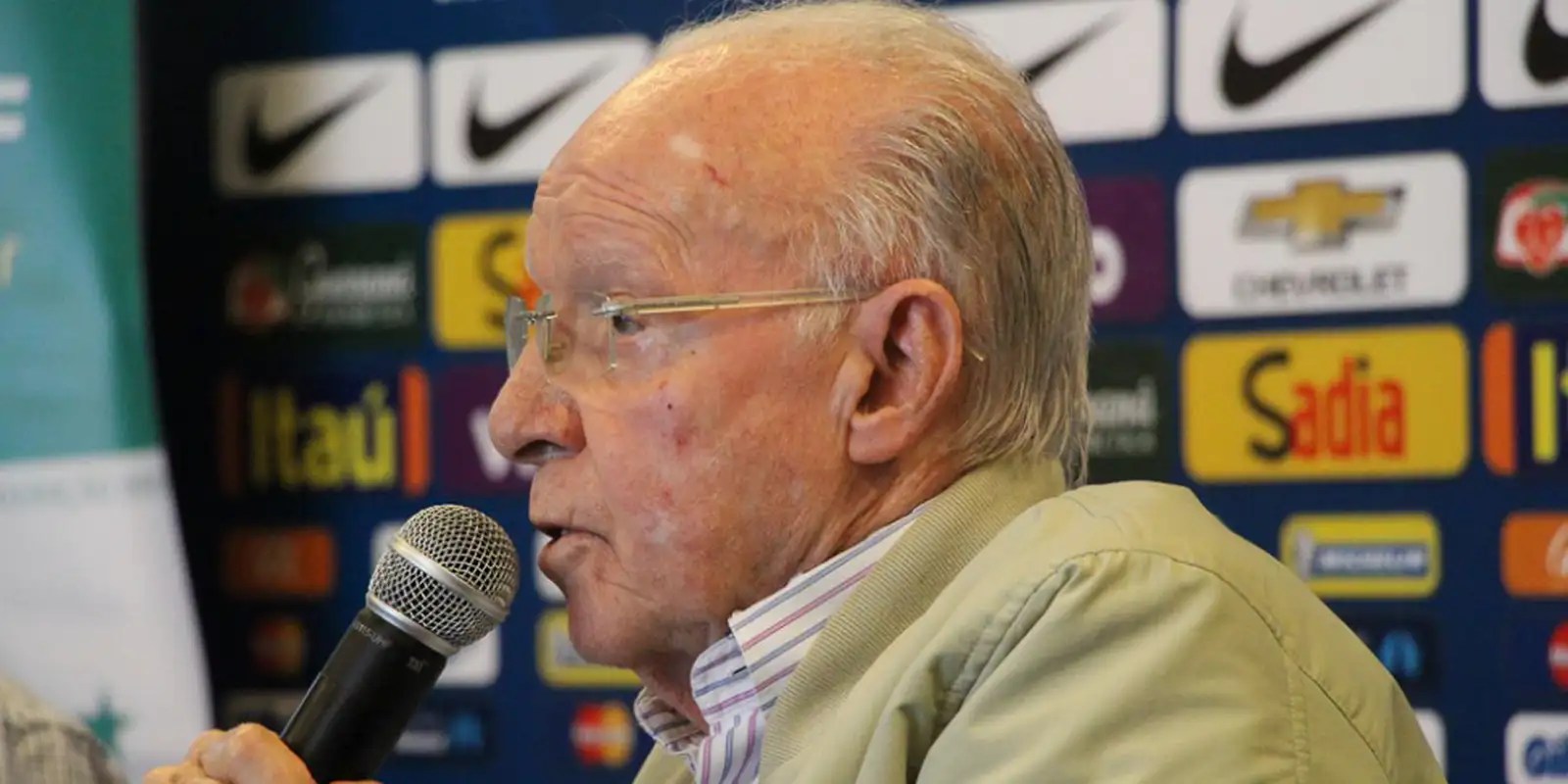 Governo decreta luto oficial de três dias pelo falecimento de Zagallo