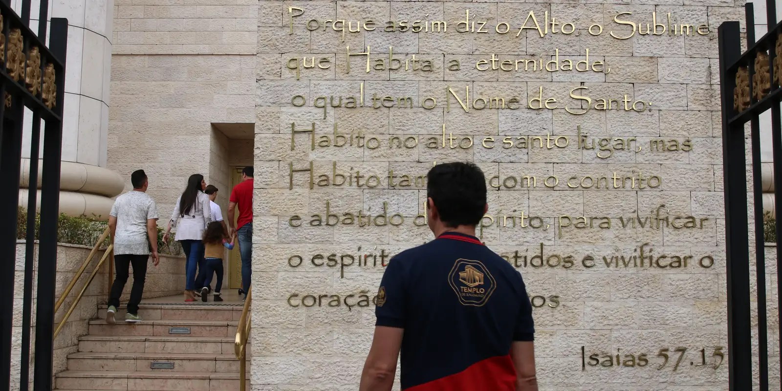 Caminhos da Reportagem mostra crescimento de evangélicos no país