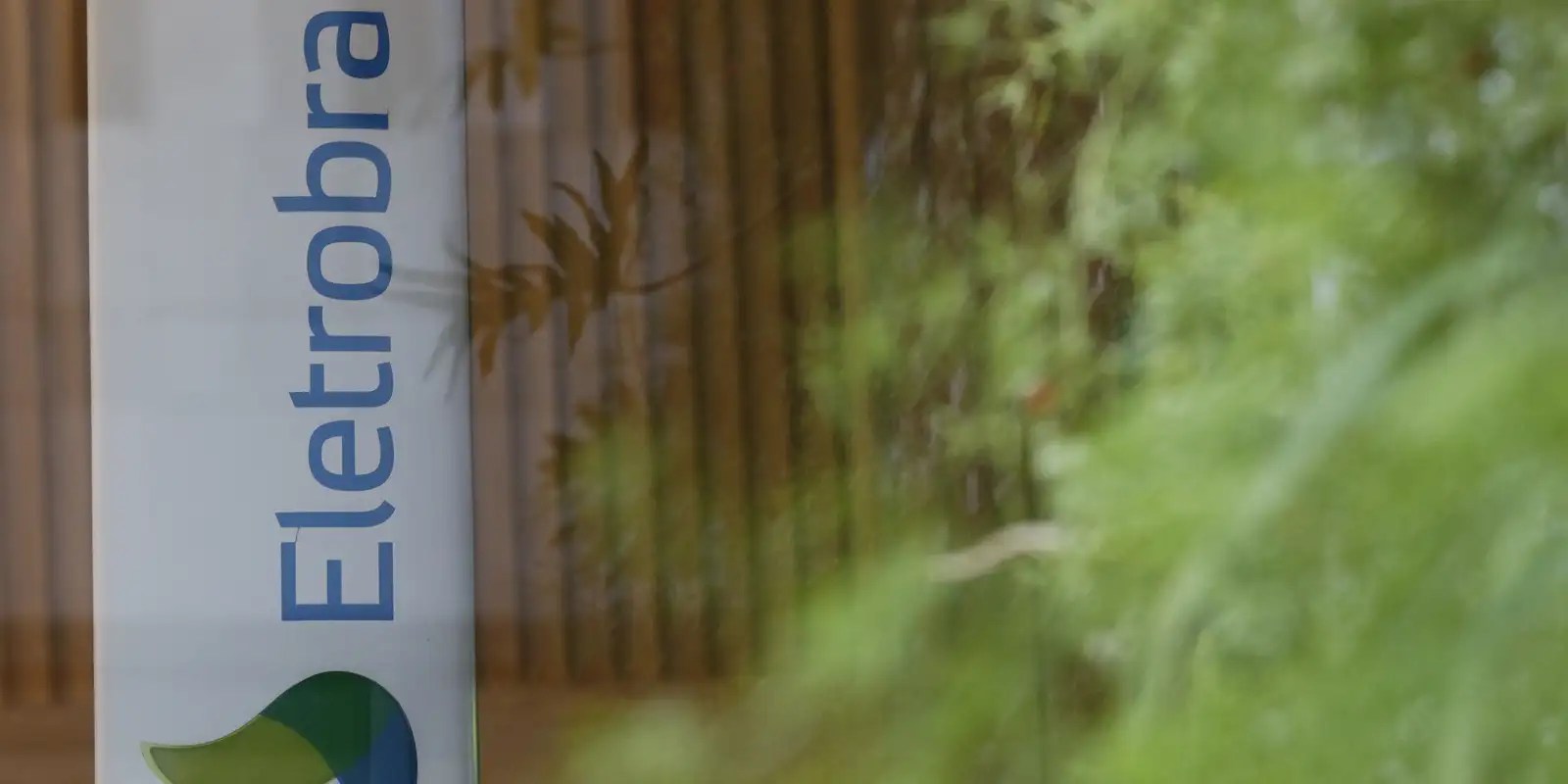 Eletrobras suspende desligamentos de PDV por decisão da Justiça