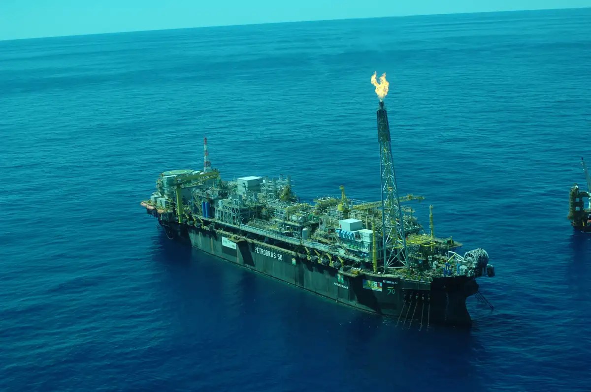 Pré-sal atinge recorde de 73% da produção nacional de petróleo e gás