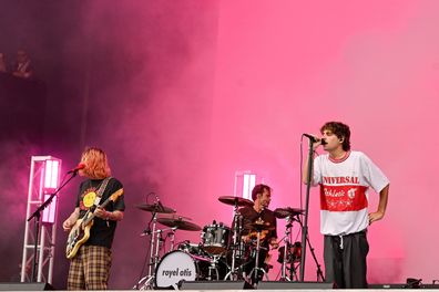 Royel Otis postpone show after Royel Maddell collapses onstage in Germany