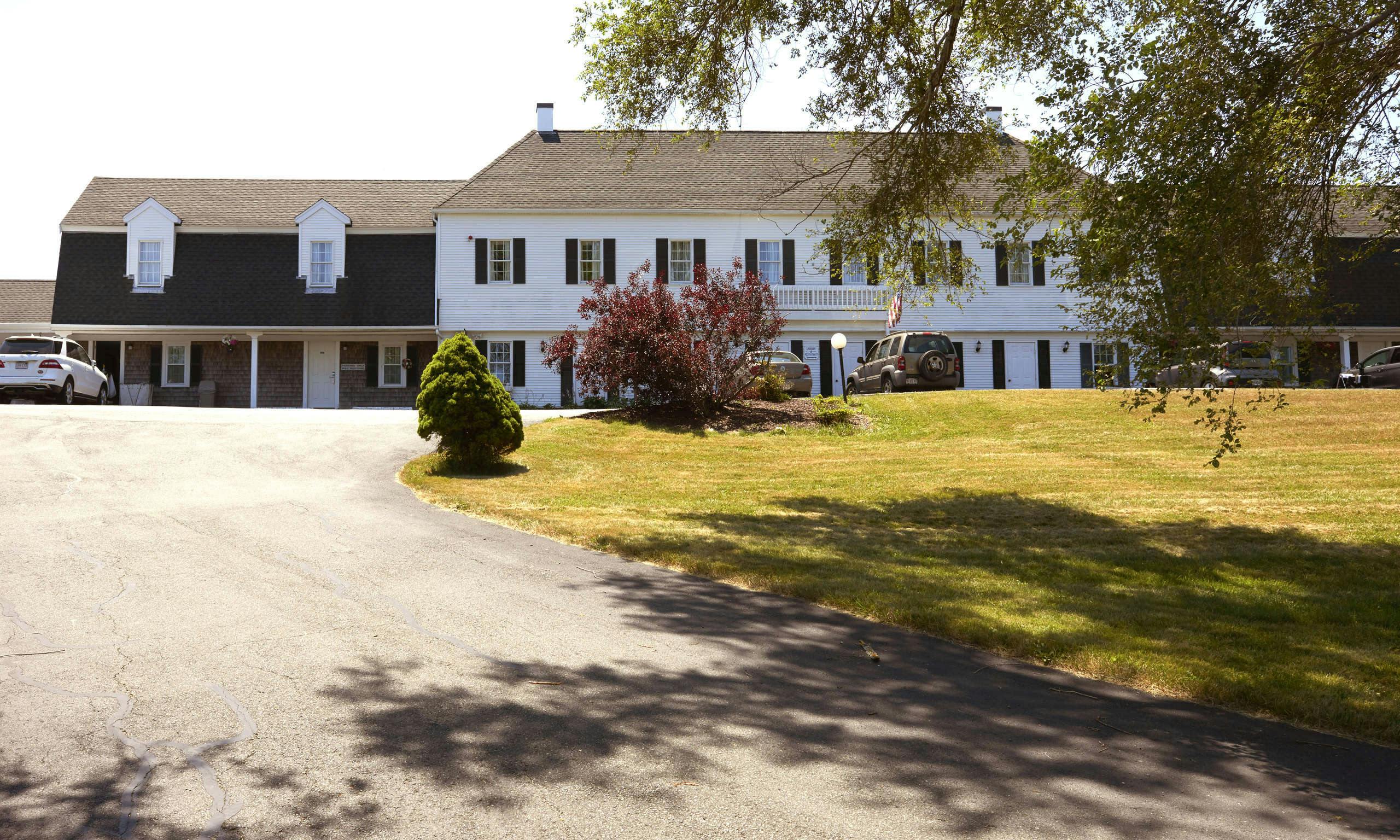Sandwich Lodge Resort. Cape Cod HotelTonight