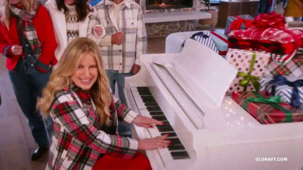 Old Navy TV Spot, 'Season of Giving' Featuring Jennifer Coolidge iSpot.tv