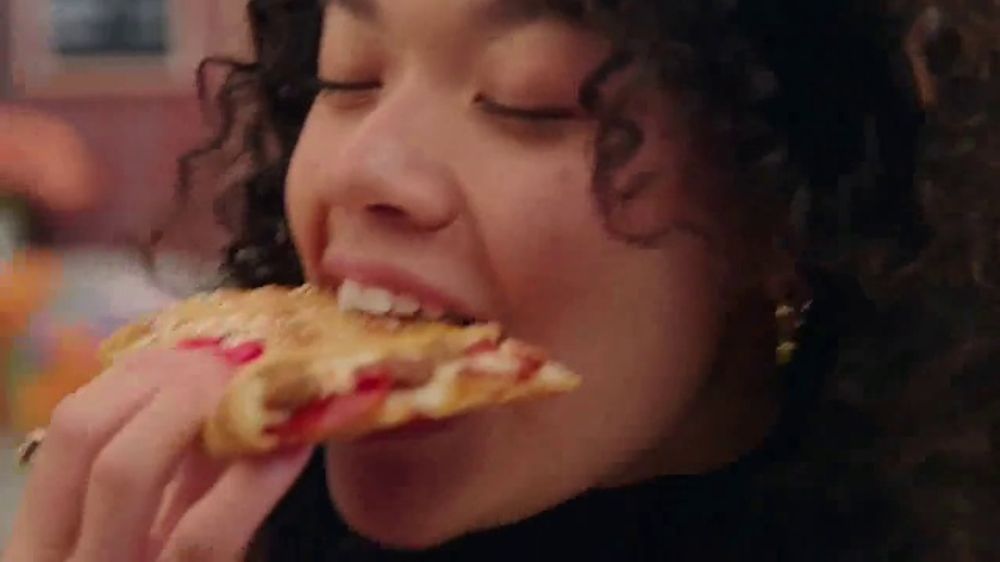 Pizza Hut Melts TV Spot, 'World of Me' Featuring Kristen Marie Kelly