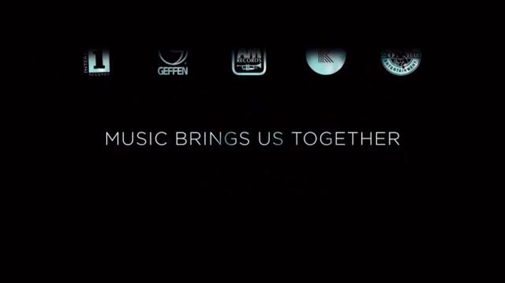 Big Lots TV Spot, 'Urn Trees and Flurry Projector' iSpot.tv