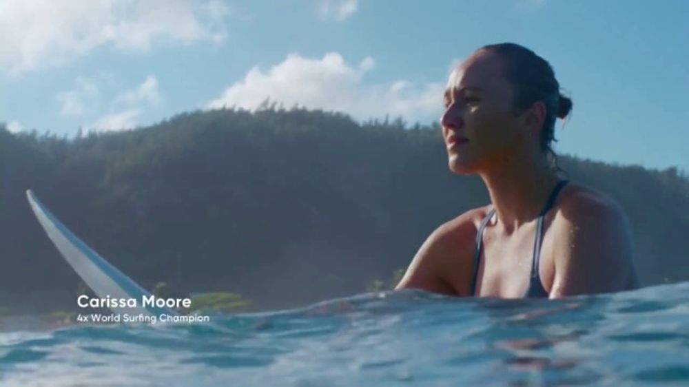 Venus TV Spot, 'Love Your Skin, Love Your Ocean' Featuring Carissa