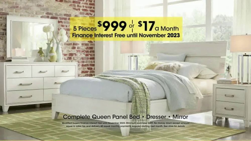 Rooms to Go Holiday Sale TV Spot, 'GreatLooking FivePiece Bedroom