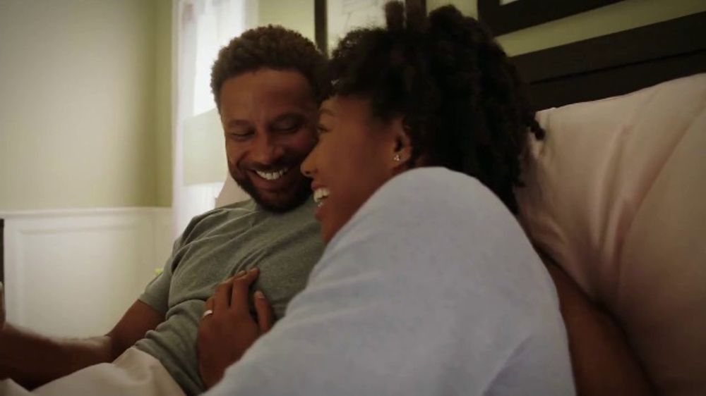 Air Wick Essential Mist TV Spot, 'Holiday Fragrances' iSpot.tv