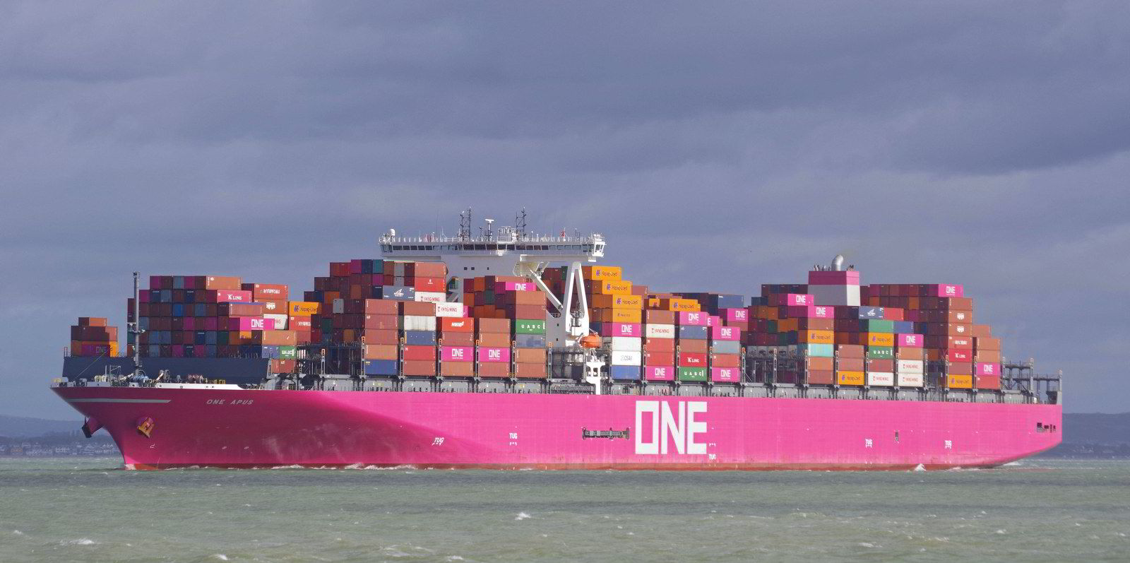 Ocean Network Express locks in world's largest boxship newbuildings in