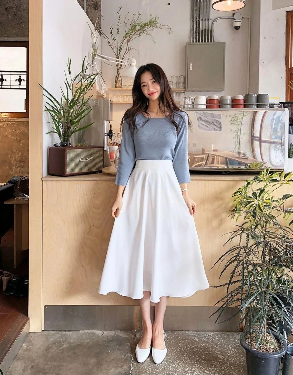 Chic Blue Outfits To Beat The Monday Blues GirlStyle Singapore