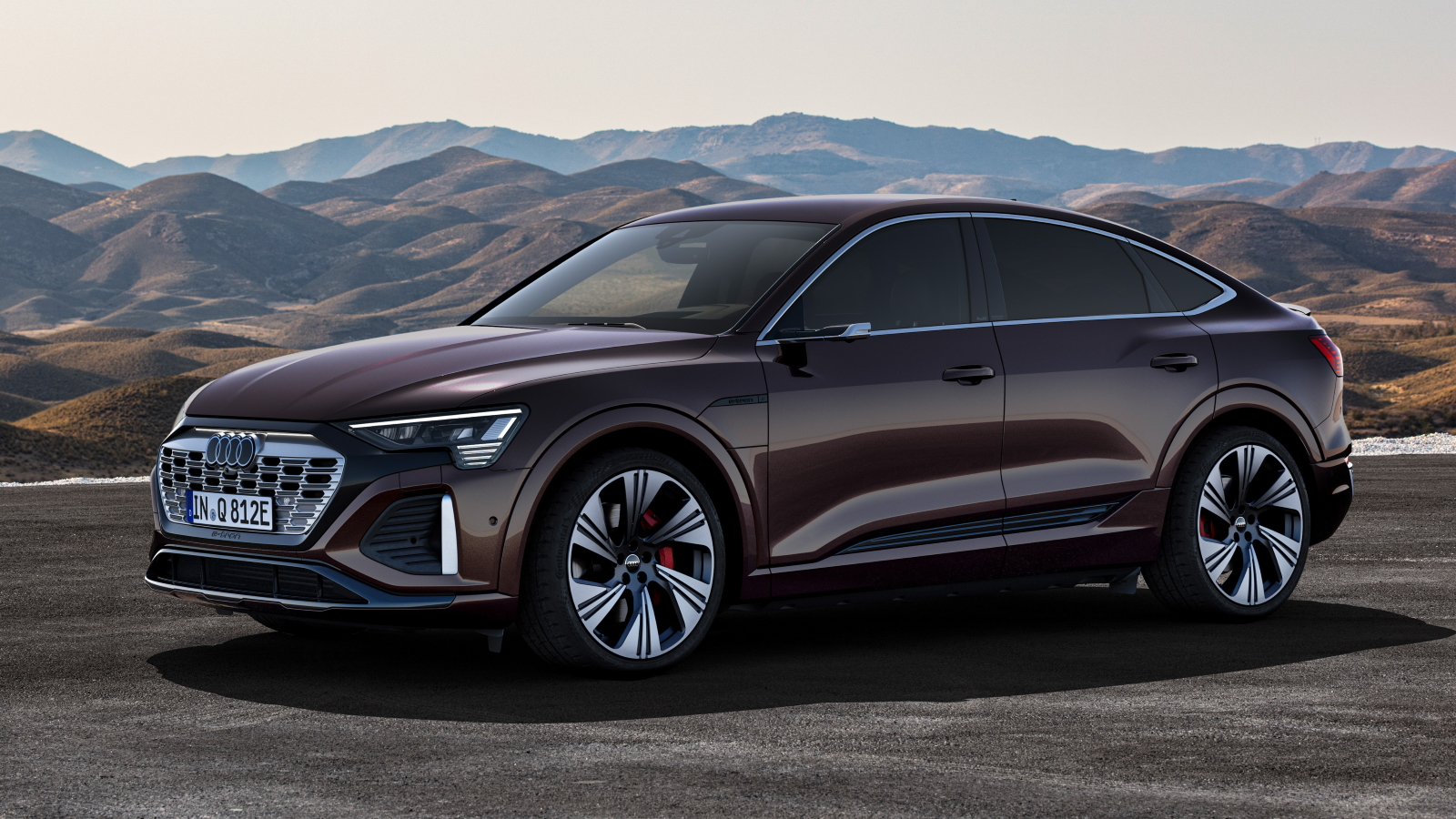 The ConfusinglyNamed Audi Q8 etron Has A Massive Battery And Up To