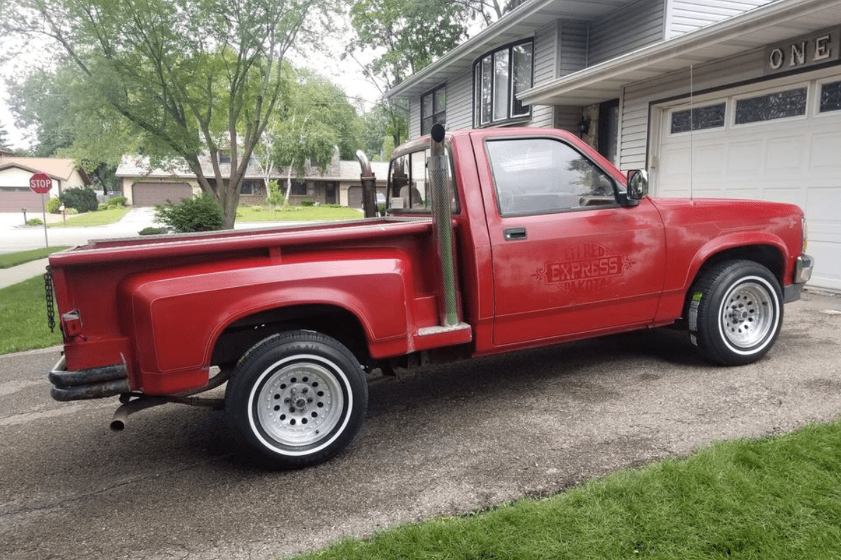The Dodge Li’l Red Express Truck Tried To Make A Comeback In The 1990s