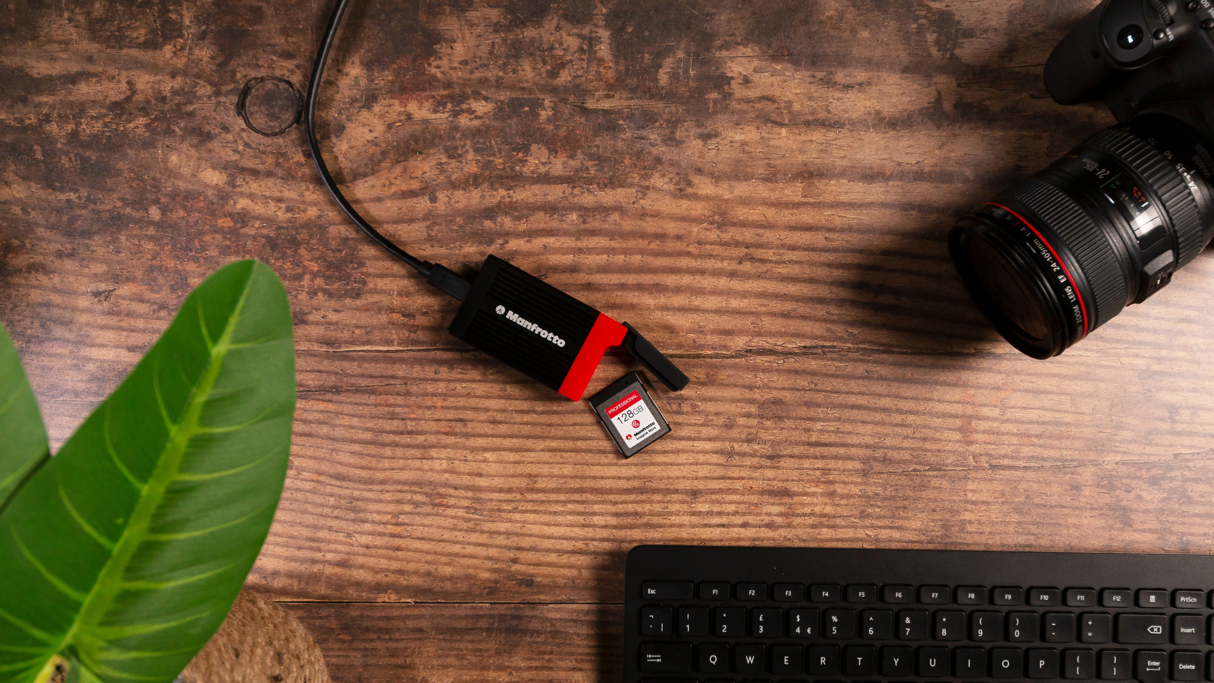 New Manfrotto CFexpress Professional Card Reader 1KIND Photography