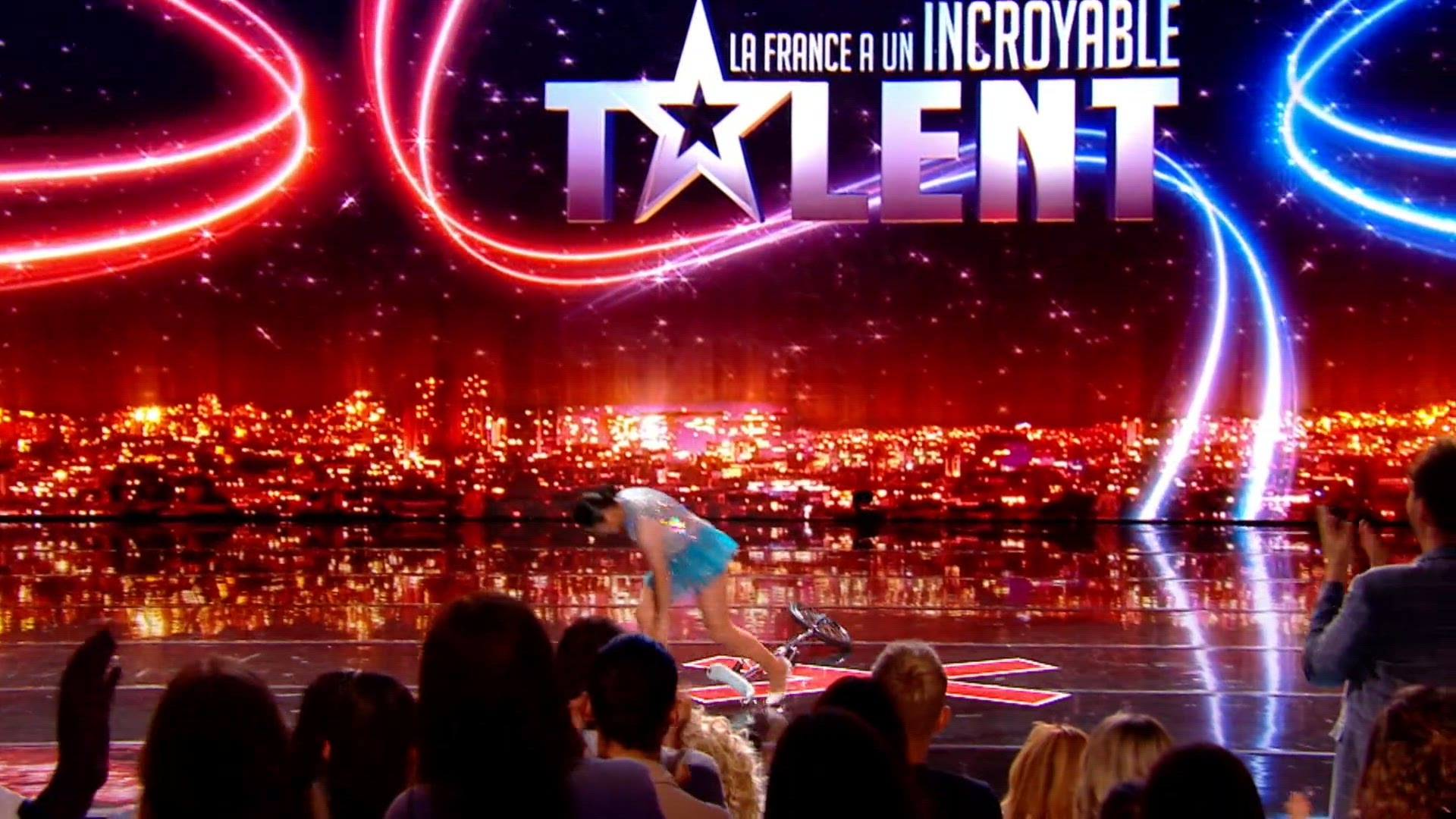 Replay La France a un incroyable talent, Émission 1 les auditions (2/