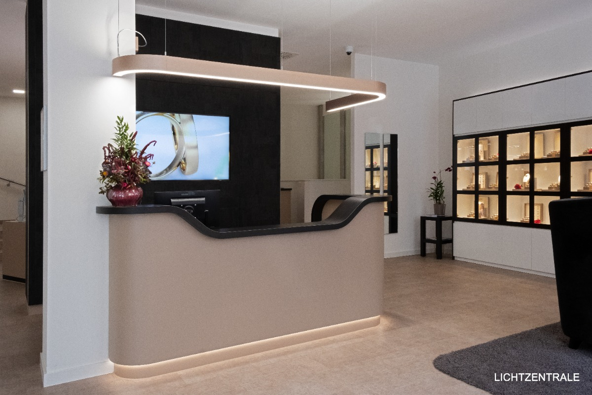 Ihr Partner für TantalEheringe in Nürnberg Trauringmanufaktur Kroll