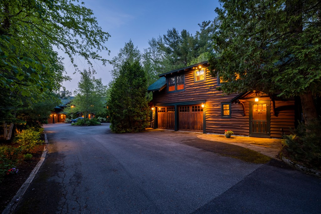 14 Yacht Club Way, Lake Placid NY 12946 Merrill L. Thomas