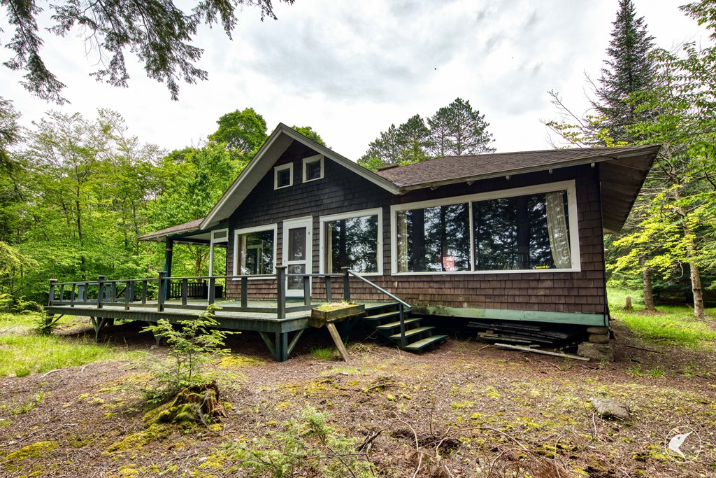 88 Dock Building 2463 Ln, Long Lake NY 12847 Merrill L. Thomas