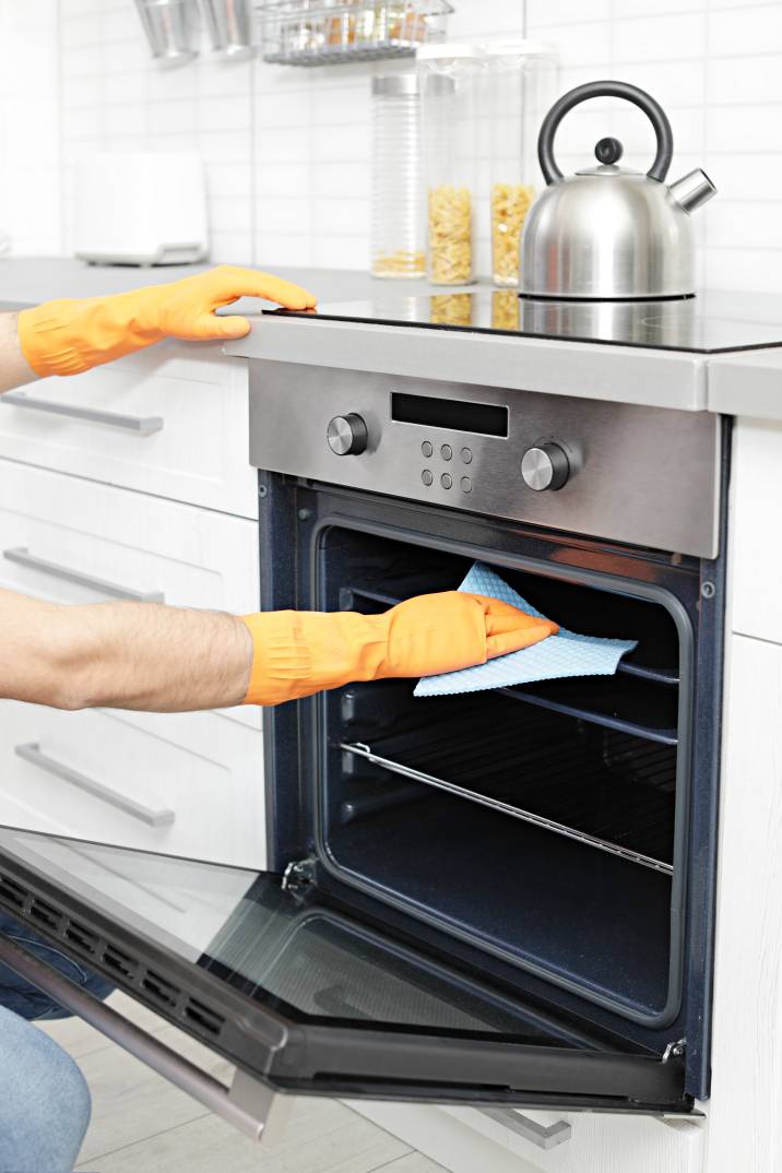 Oven Cleaning Cost Guide 2023 Airtasker AU