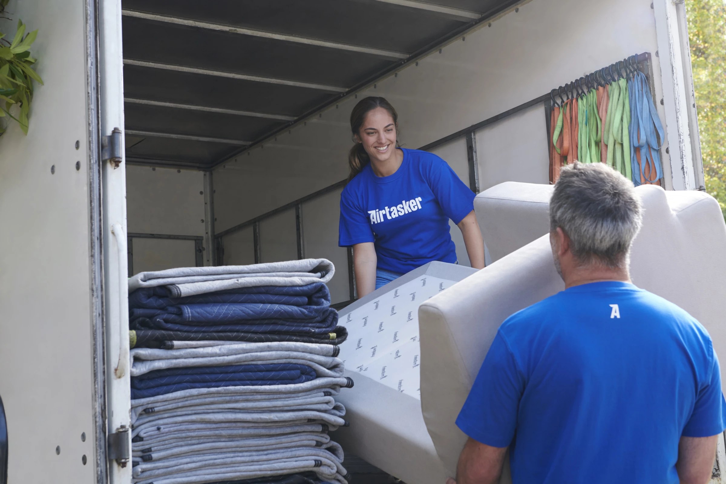 Get Heavy Lifting Help near you Airtasker AU