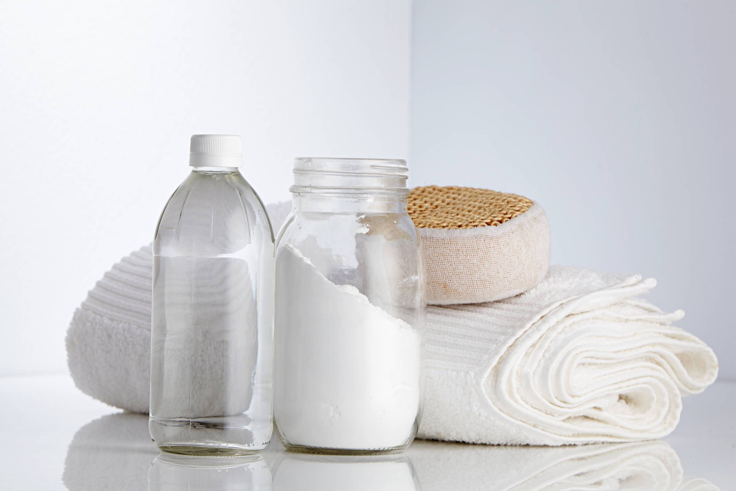 Distilled Malt Vinegar vs White Vinegar for Cleaning Airtasker UK