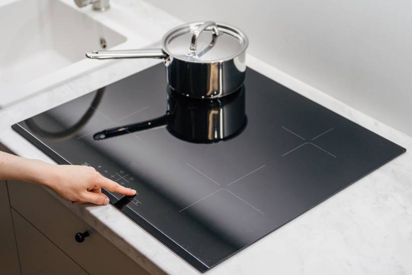 Gas vs. Induction Stovetop Which is better for home cooking Airtasker US