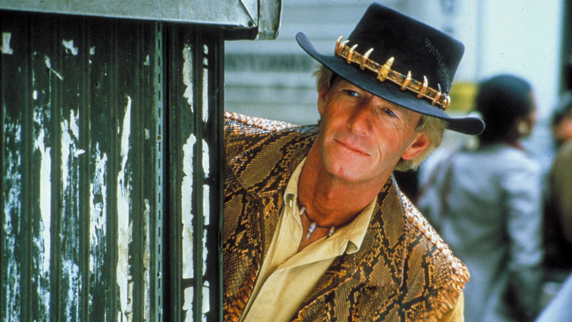 Download Paul Hogan Movie Crocodile Dundee 4k Ultra HD Wallpaper