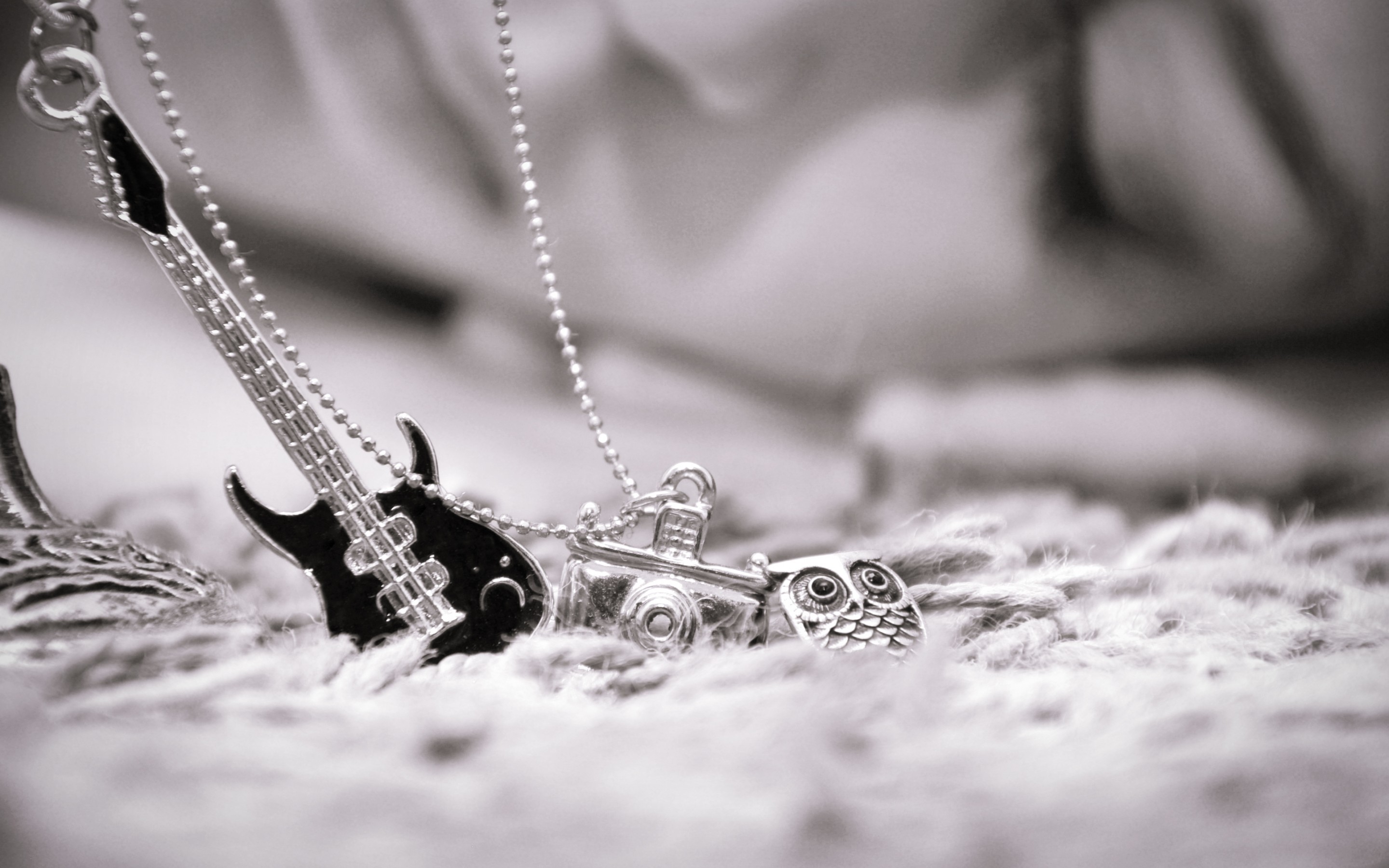 Jewelry Full HD Wallpaper and Background Image 2880x1800 ID455730