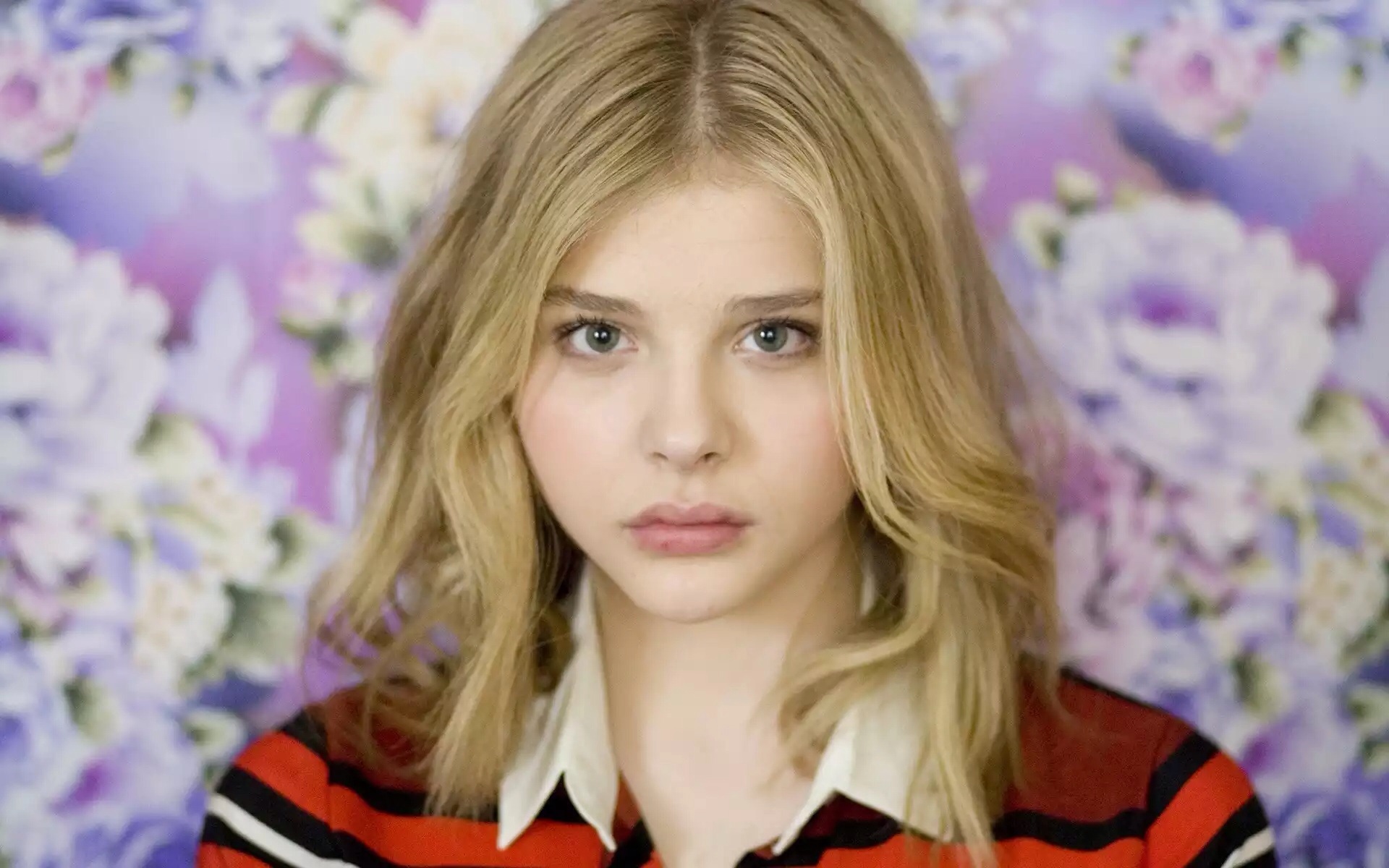 Chloë Grace Moretz HD Wallpaper