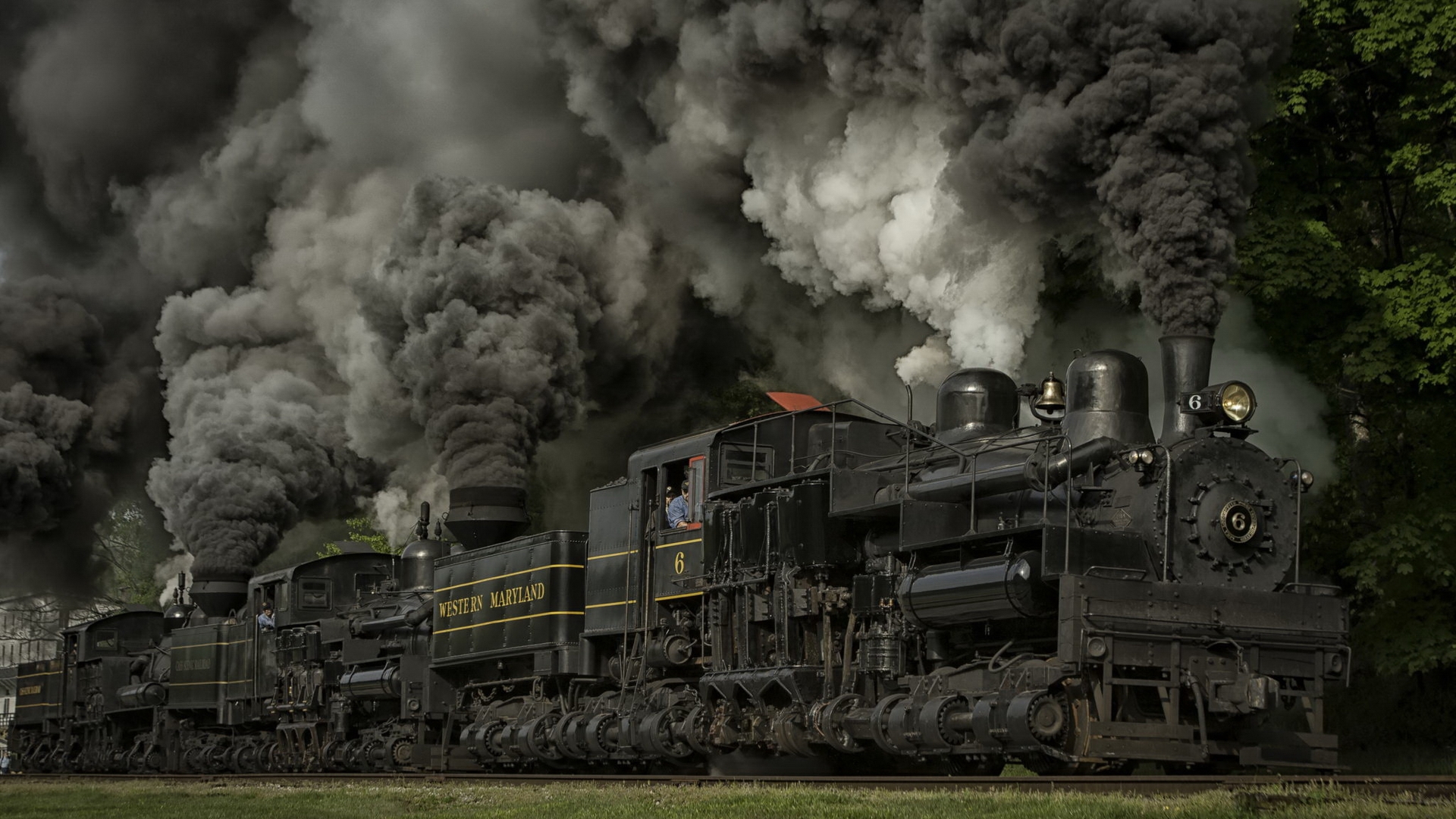 Majestic Steam Train in Full Smoke HD Wallpaper