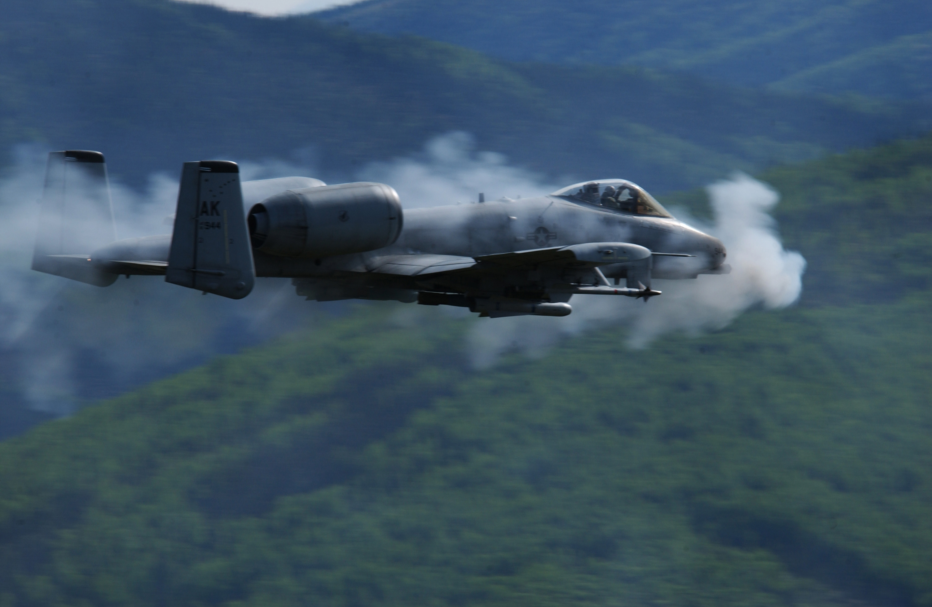 Download Military Fairchild Republic A-10 Thunderbolt II HD Wallpaper