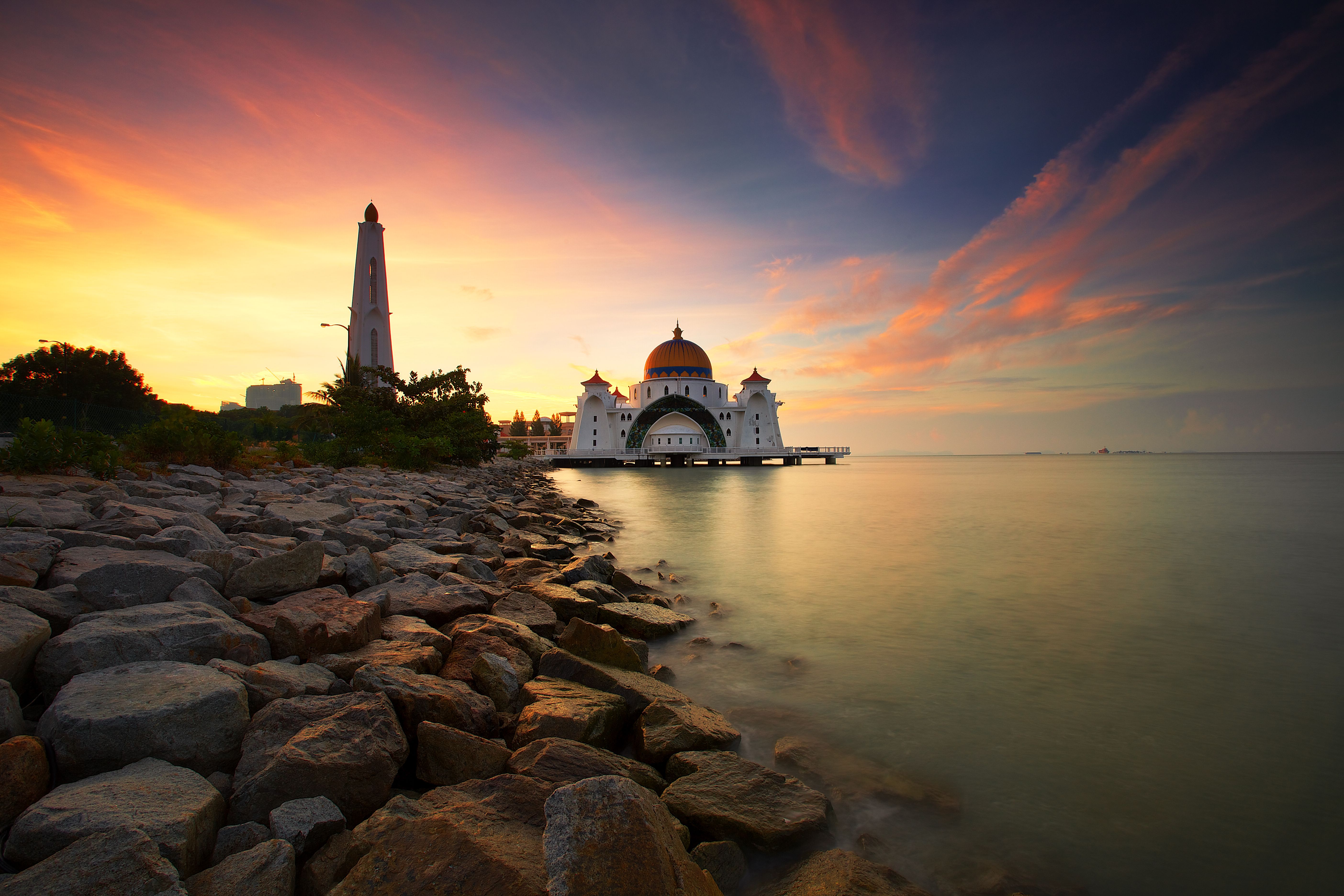 Download Religious Malacca Straits Mosque 4k Ultra HD Wallpaper