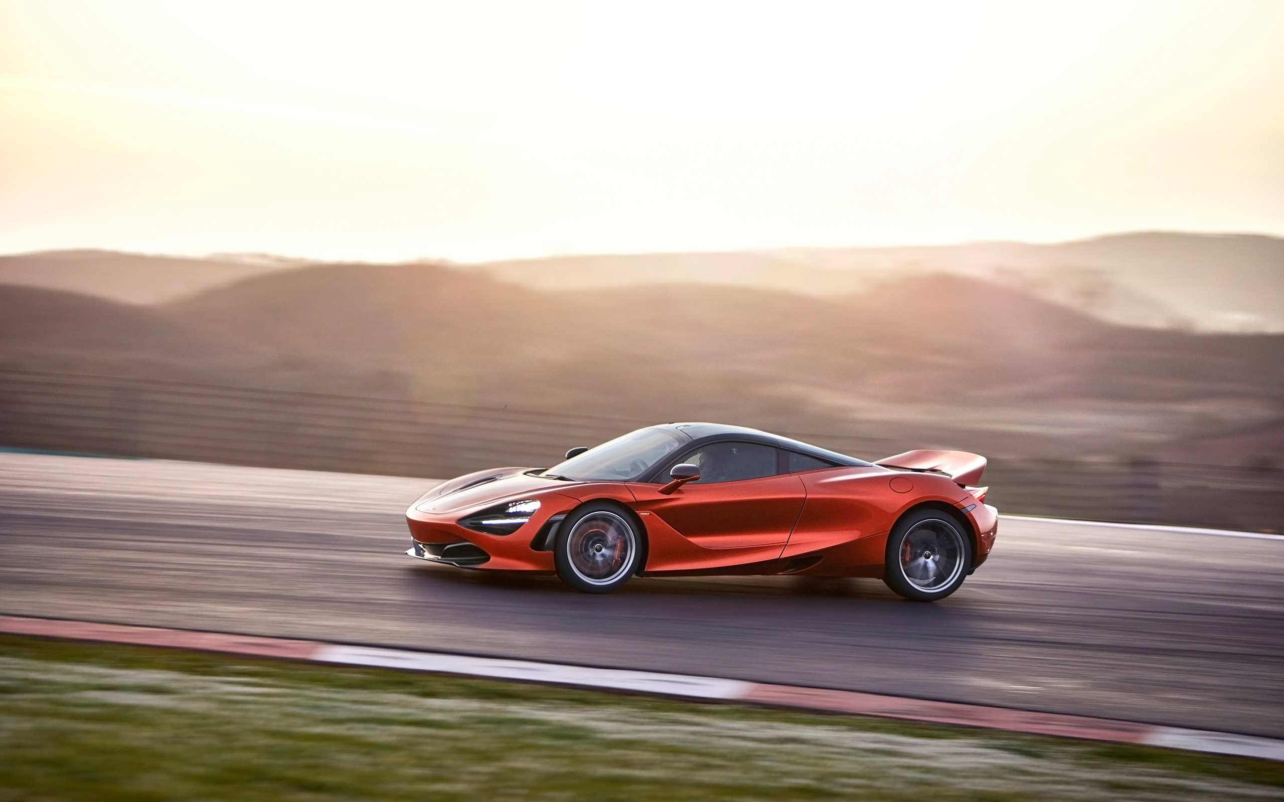 McLaren 720S HD Wallpaper Background Image 2560x1600
