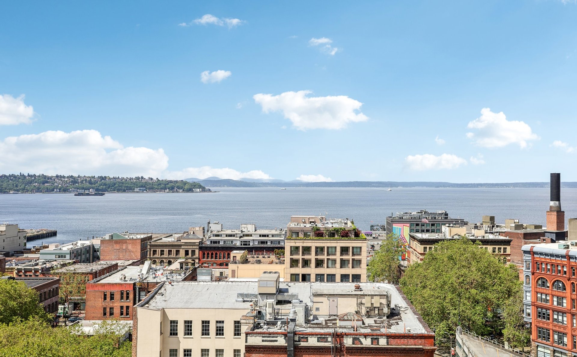 Quintessa Apartments Apartment Living in Seattle, WA