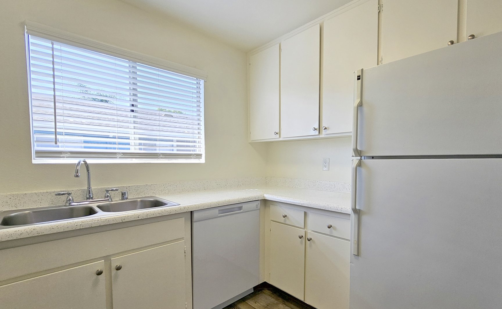 The Raymond Ritz Apartment Living in Ramona, CA