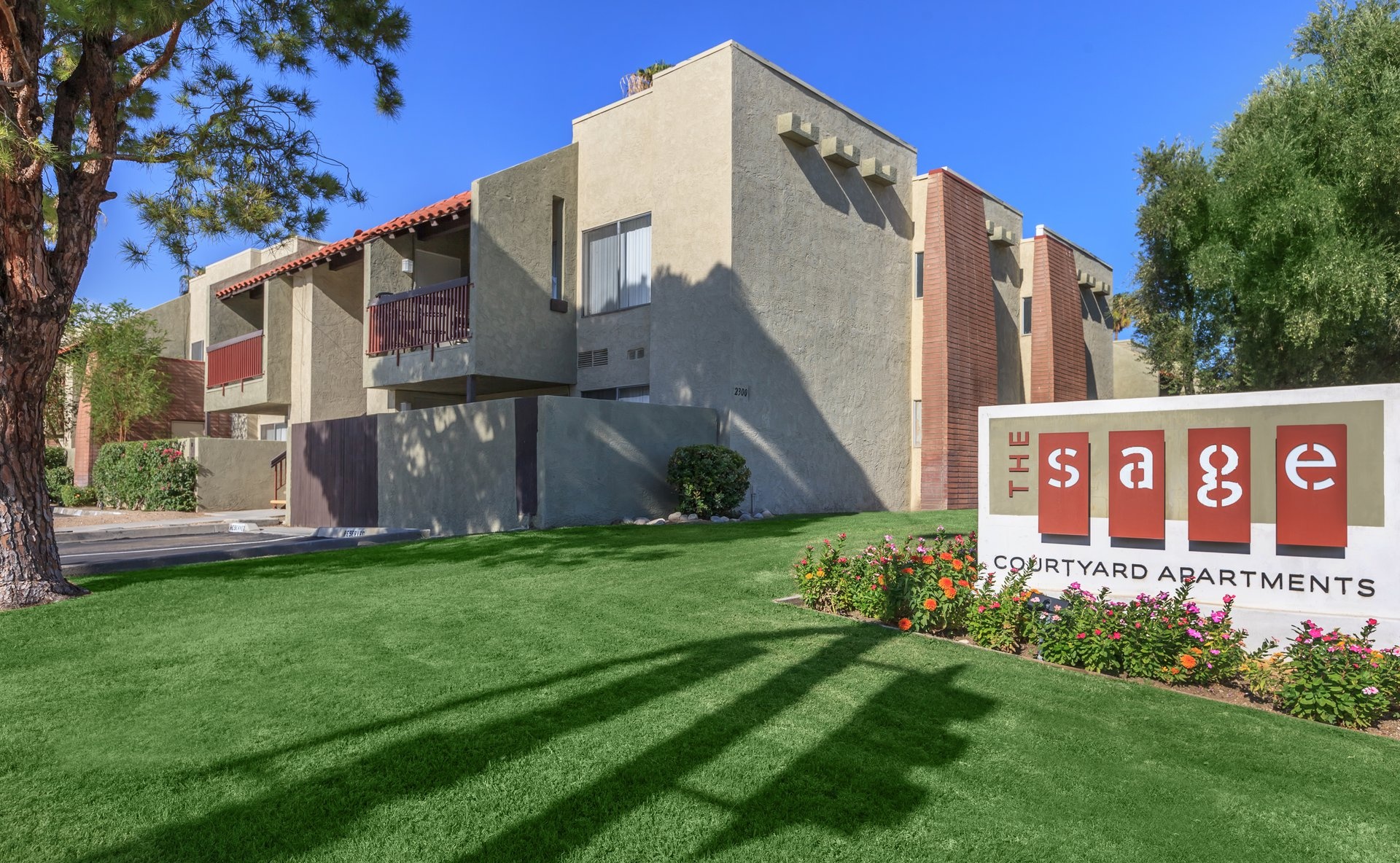 Sage Courtyard Apartment Living in Palm Springs, CA