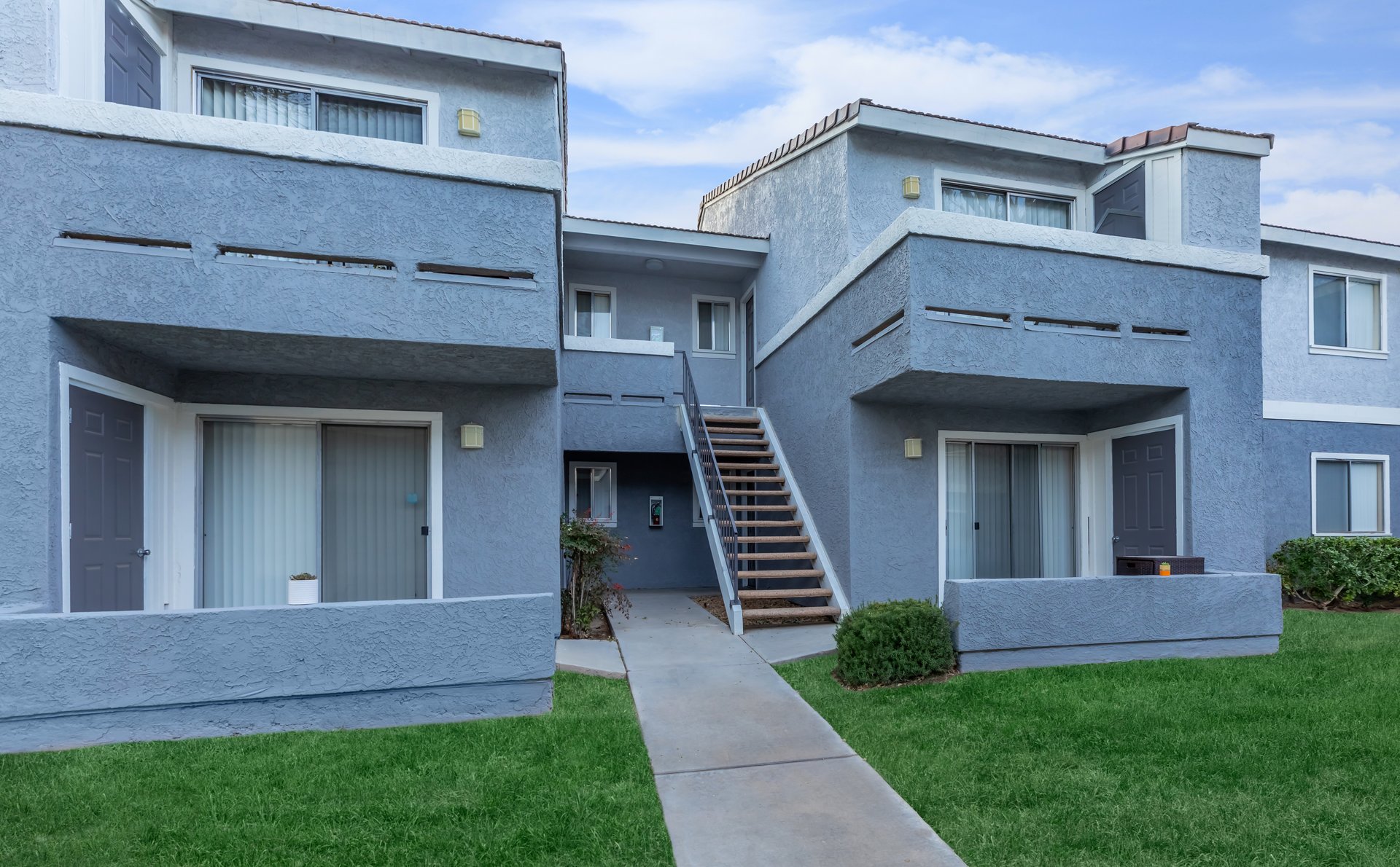 Desert Heights Apartments in Barstow, CA