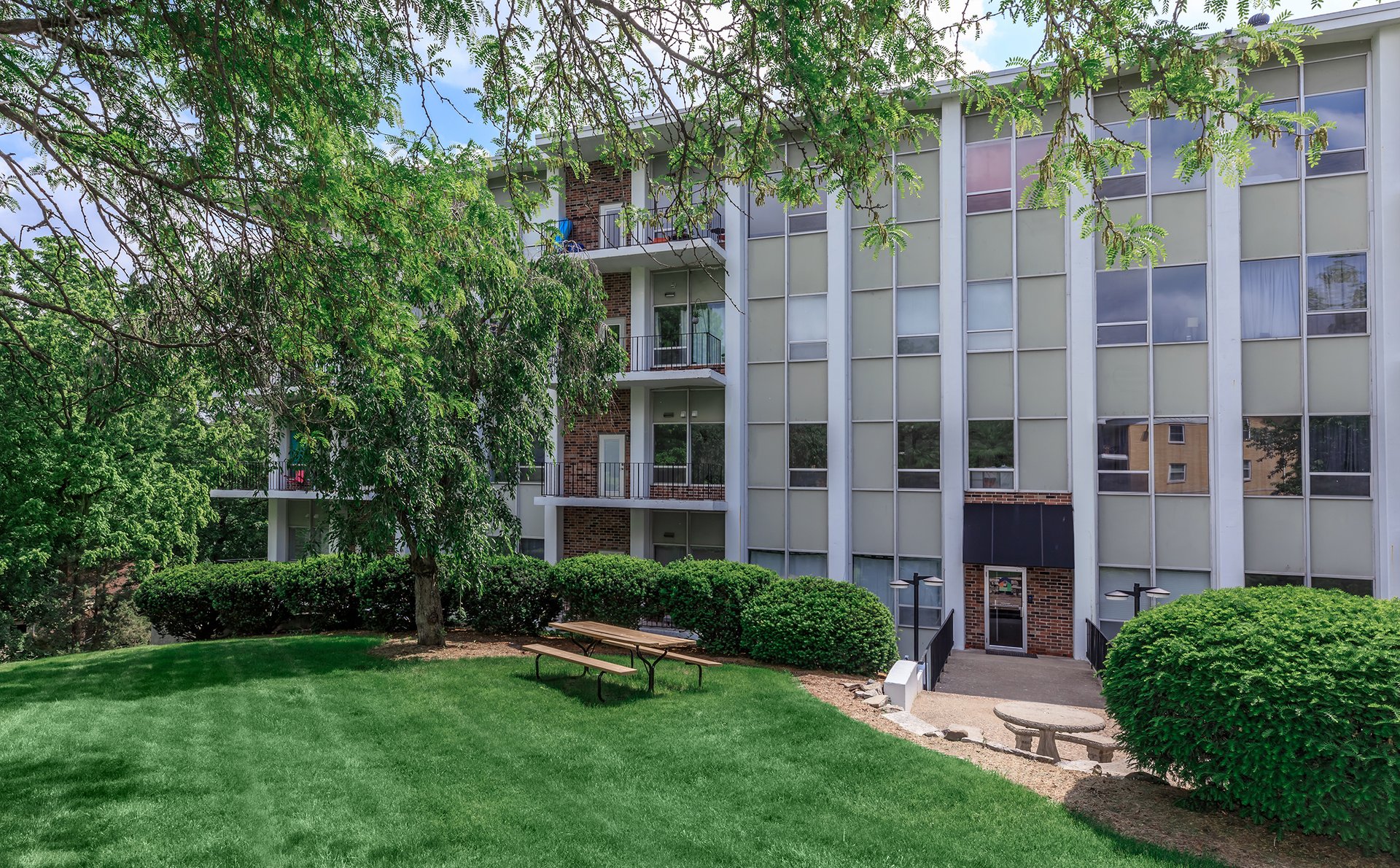 Valley Tower Apartments for Rent in Lafayette, IN