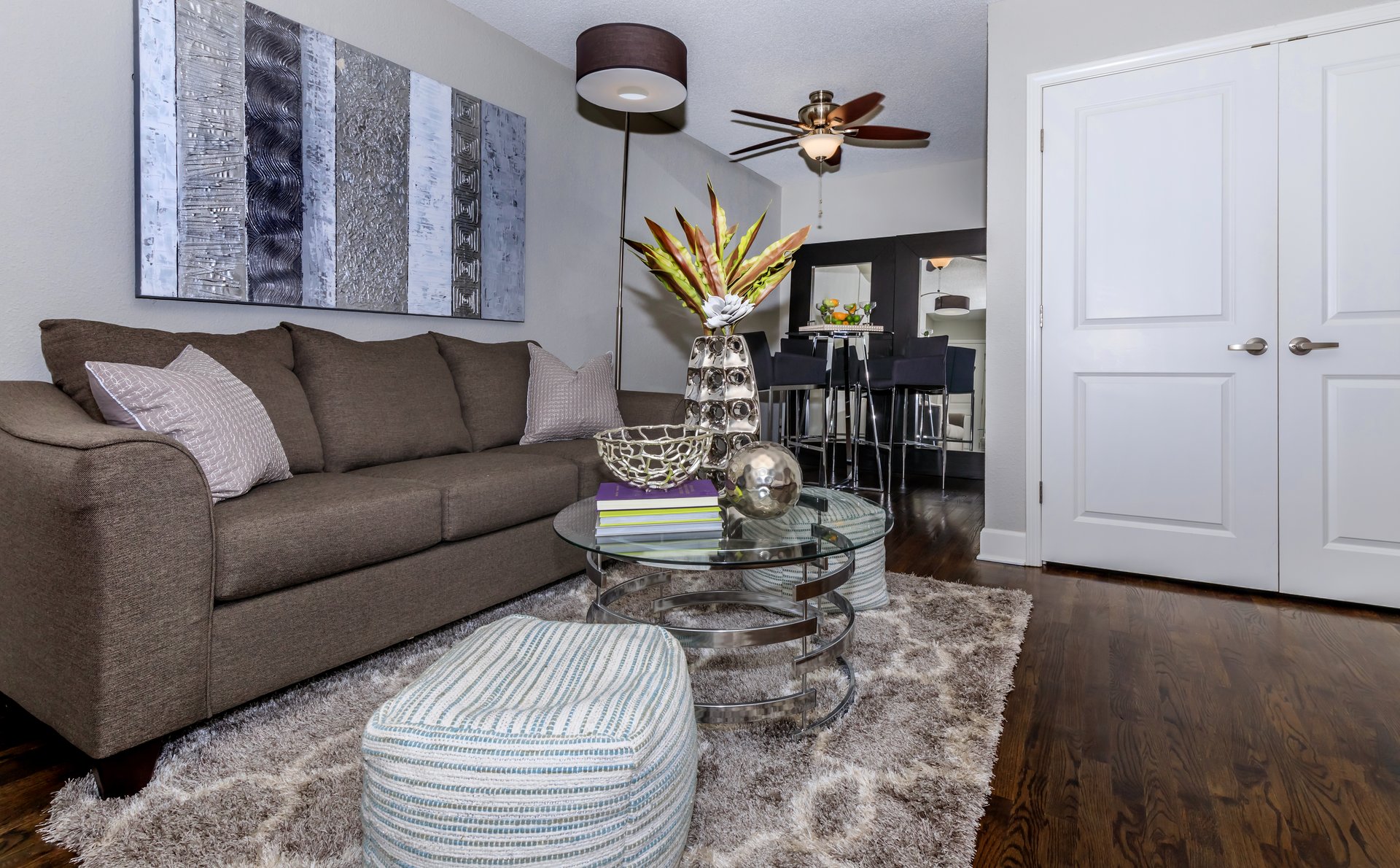 Infinity at Plaza West Apartment Living in Kansas City, MO