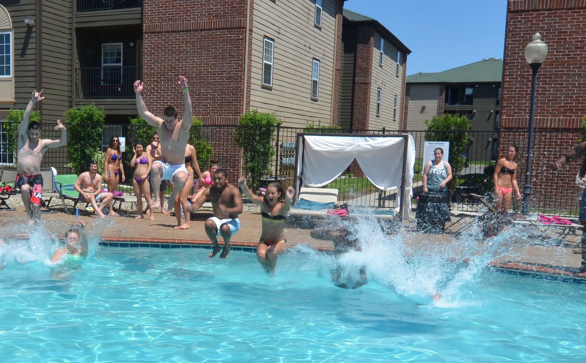 Towne Square Apartments & Townhomes Apartment Living in Lansing, MI